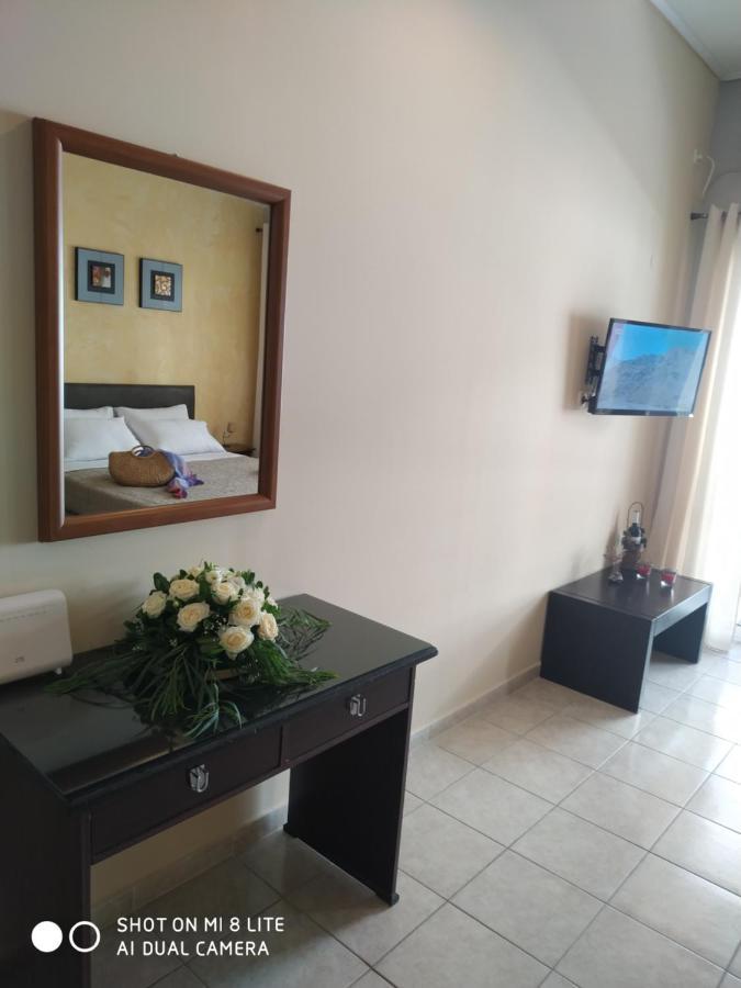 Oscar Studio Kalamata City Centre Экстерьер фото
