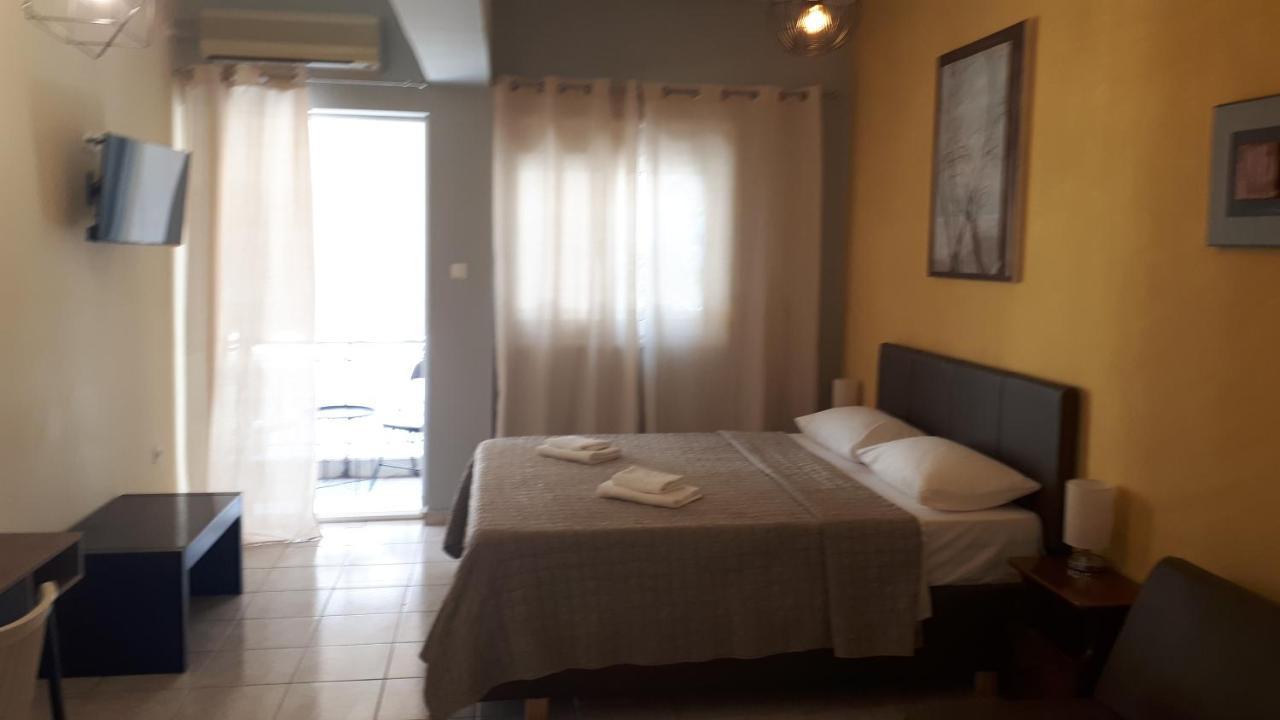Oscar Studio Kalamata City Centre Экстерьер фото