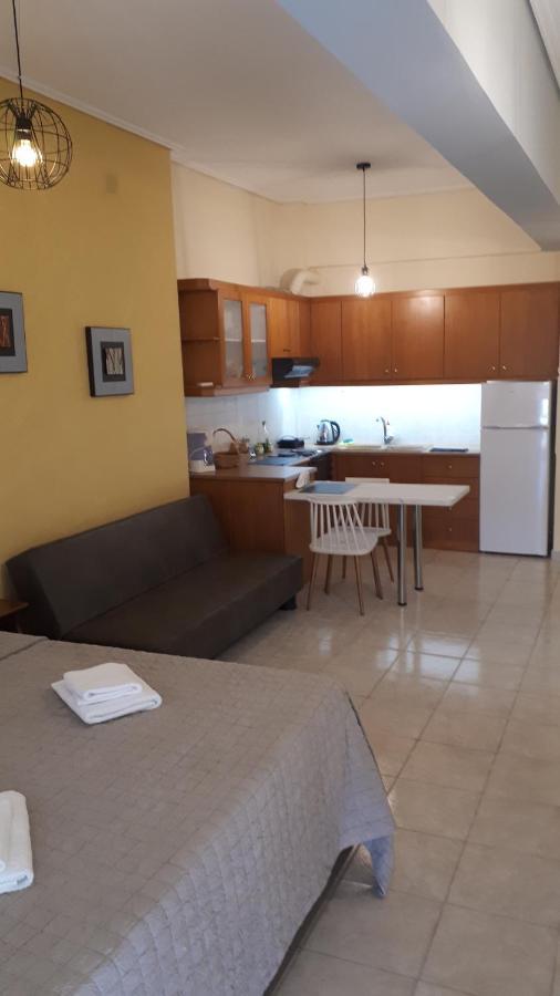 Oscar Studio Kalamata City Centre Экстерьер фото